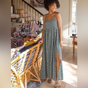 NWT NATURAL LIFE Patti Side Slit Maxi Dress